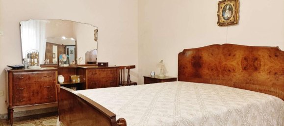 Apartamento de 4 habitaciónes en Trani, Italy No. 9142 9