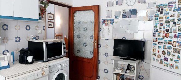 Apartamento de 4 habitaciónes en Trani, Italy No. 9142 7