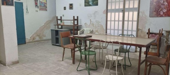 Apartamento de 4 habitaciónes en Trani, Italy No. 9142 21