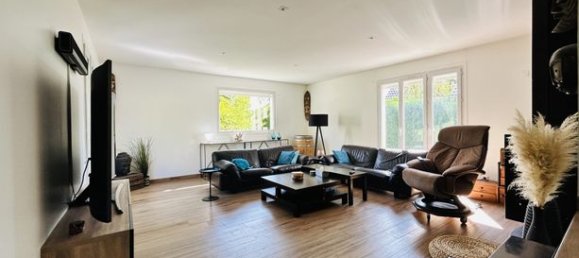 Casa T6 em Saint-Witz, France N.º 306331 2