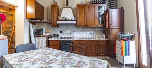 1 bedroom Apartment in Empoli, Italy No. 328780 3