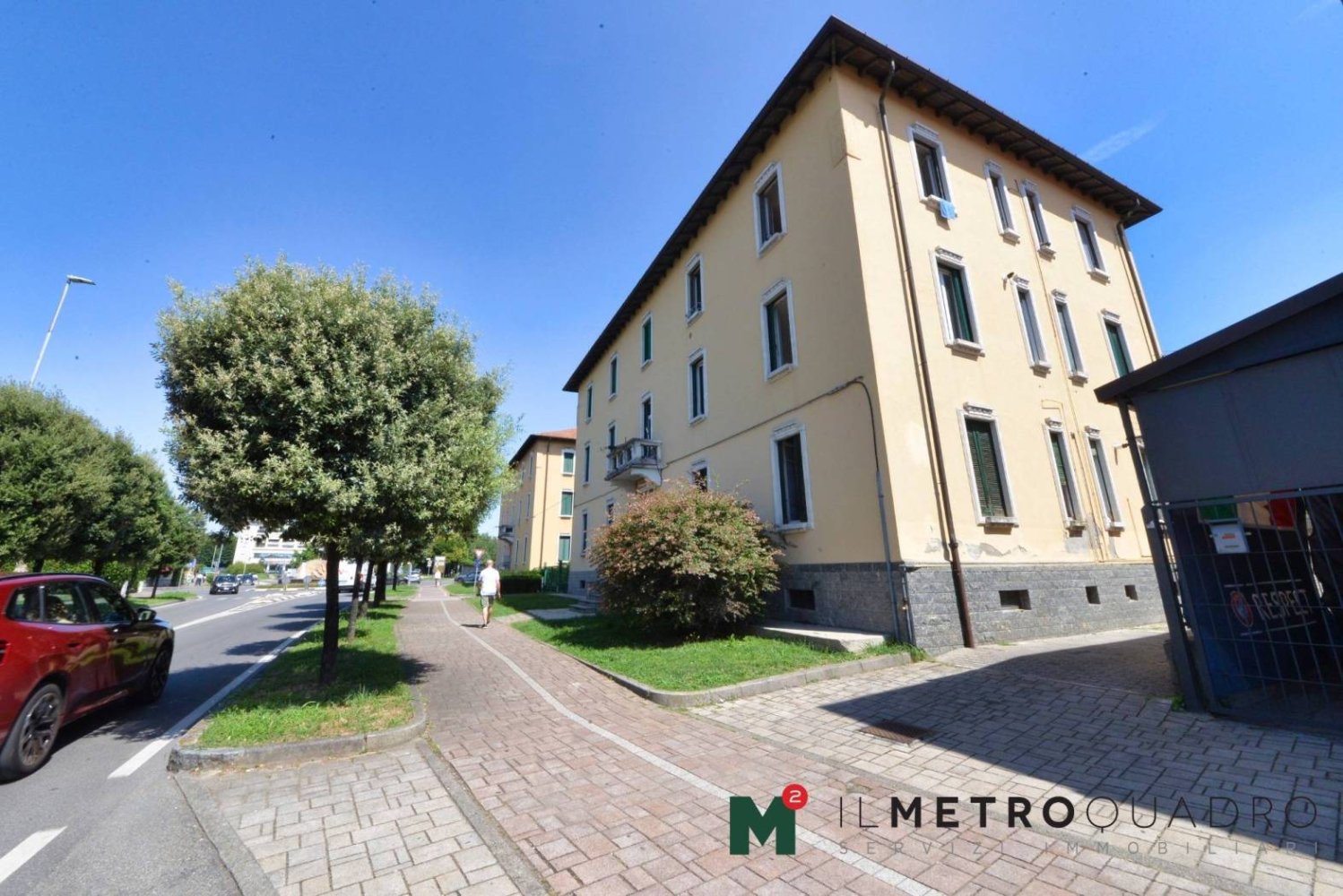 1 bedroom Apartment in Biassono, Italy No. 267014