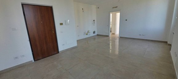 1 bedroom Apartment in Biassono, Italy No. 267014 3