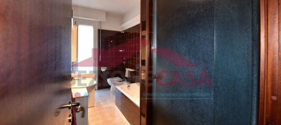 Apartamento de 3 divisões em Saronno, Italy N.º 109622 43