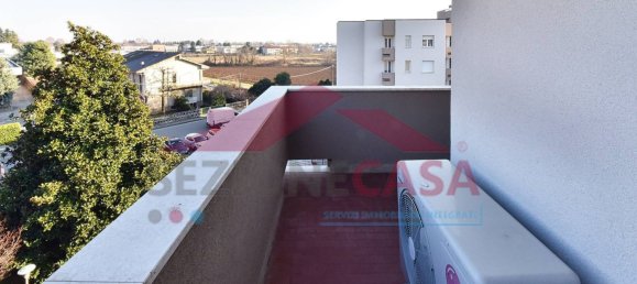 Apartamento de 3 divisões em Saronno, Italy N.º 109622 30