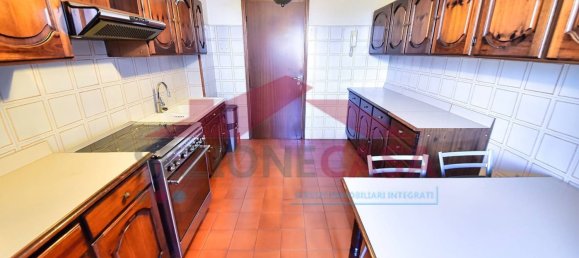 Apartamento de 3 divisões em Saronno, Italy N.º 109622 32