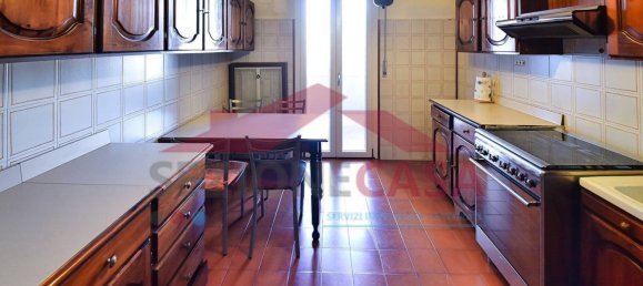Apartamento de 3 divisões em Saronno, Italy N.º 109622 11
