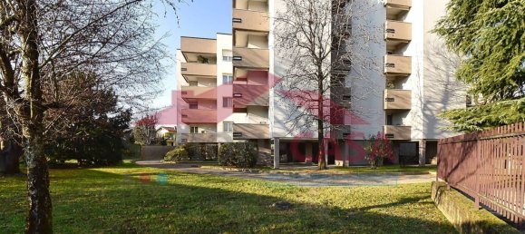 Apartamento de 3 divisões em Saronno, Italy N.º 109622 45