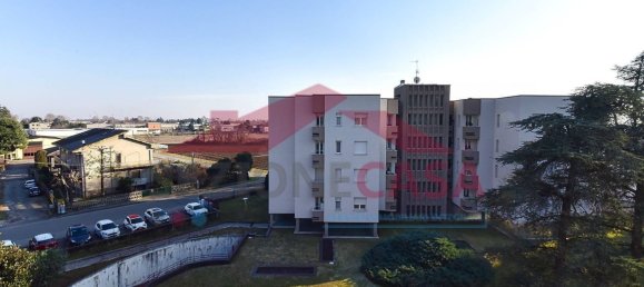 Apartamento de 3 divisões em Saronno, Italy N.º 109622 7