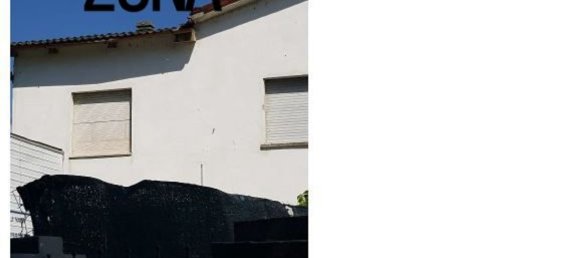 3 rooms Apartment in Finale Emilia, Italy No. 95942 4