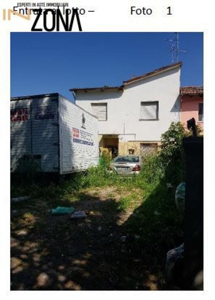 3 rooms Apartment in Finale Emilia, Italy No. 95942