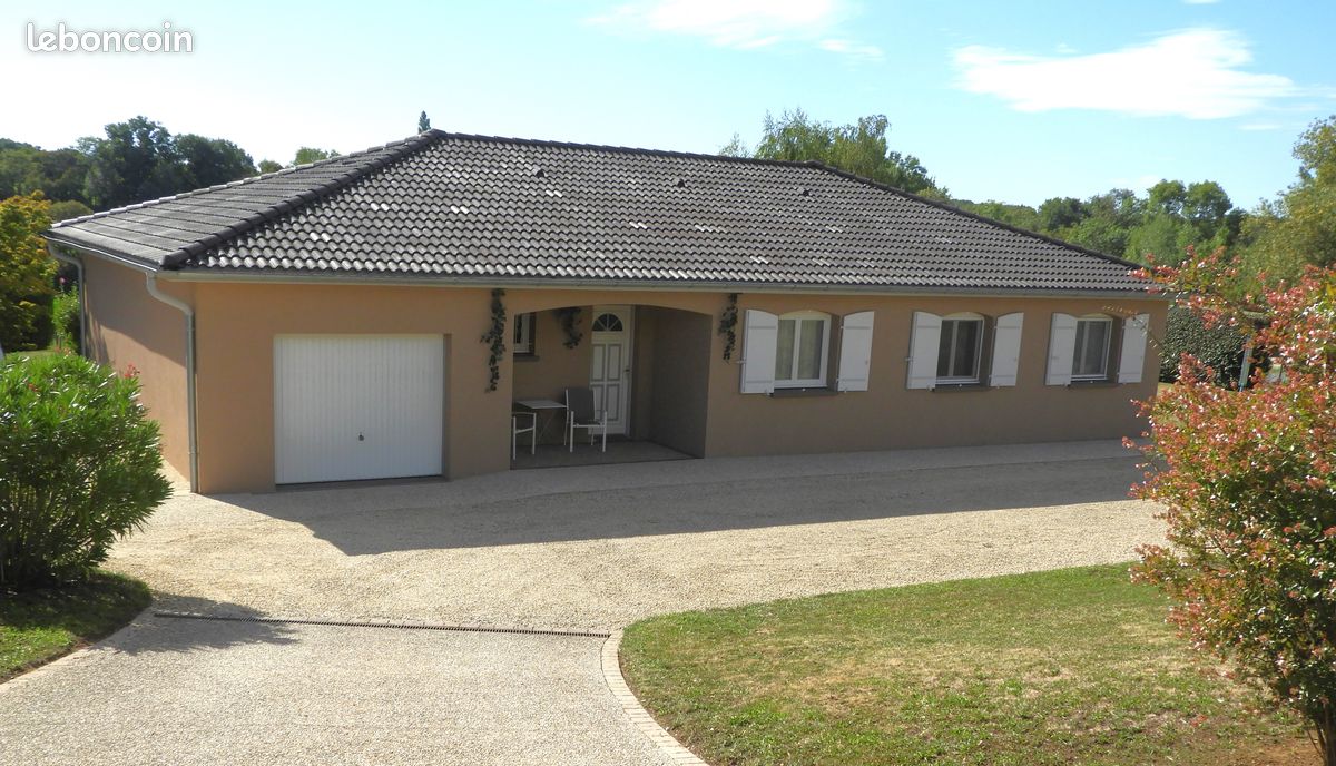 3 Schlafzimmer Haus in Ain, France, Nr. 335234