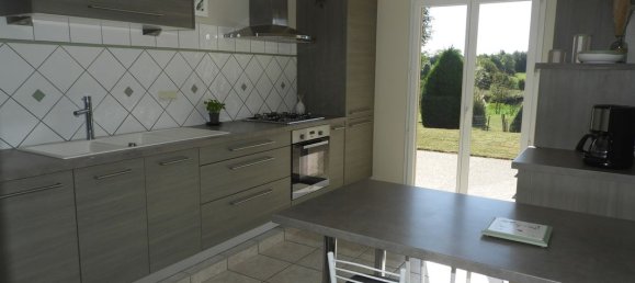 3 Schlafzimmer Haus in Ain, France, Nr. 335234 7