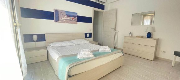 3 rooms Apartment in Pomezia, Italy No. 110713 12
