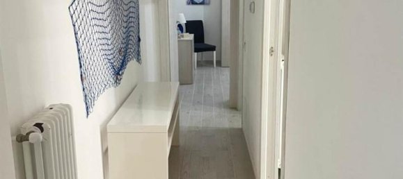 3 rooms Apartment in Pomezia, Italy No. 110713 6