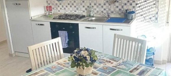 3 rooms Apartment in Pomezia, Italy No. 110713 3