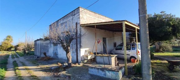 3-Zimmer Haus in Cutrofiano, Italy, Nr. 142412 5