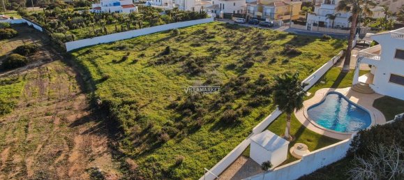 2630m² Land in Albufeira, Portugal No. 153547 2