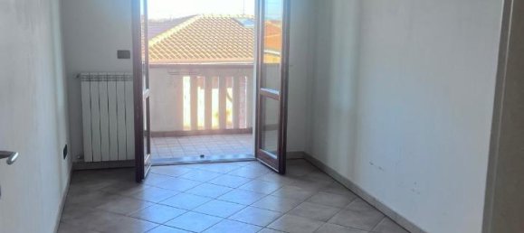4 rooms Apartment in Altopascio, Italy No. 62865 9