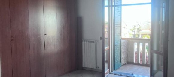 4 rooms Apartment in Altopascio, Italy No. 62865 15
