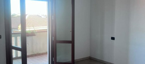 4 rooms Apartment in Altopascio, Italy No. 62865 16