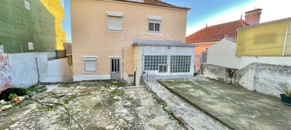 2 Schlafzimmer Haus in Vialonga, Portugal, Nr. 51836 15