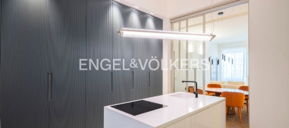 4 bedrooms Apartment in Parma, Italy No. 102906 5