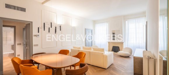 4 bedrooms Apartment in Parma, Italy No. 102906 3