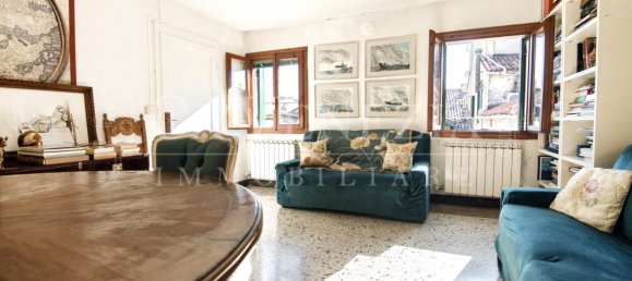 7 rooms Apartment in Venice, Italy No. 4676 3