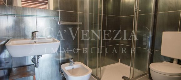 7 rooms Apartment in Venice, Italy No. 4676 10