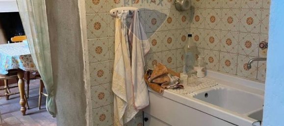 5 rooms Apartment in Poggio San Vicino, Italy No. 3013 12