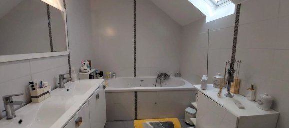 3 bedrooms House in Chelles, France No. 174278 43