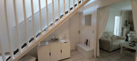 3 bedrooms House in Chelles, France No. 174278 8