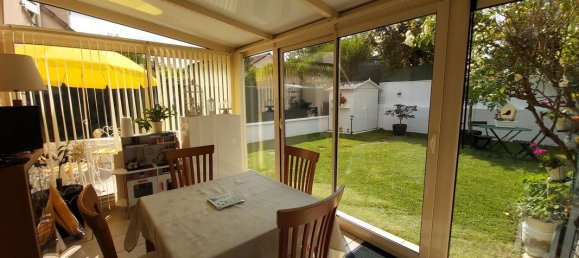 3 bedrooms House in Chelles, France No. 174278 11