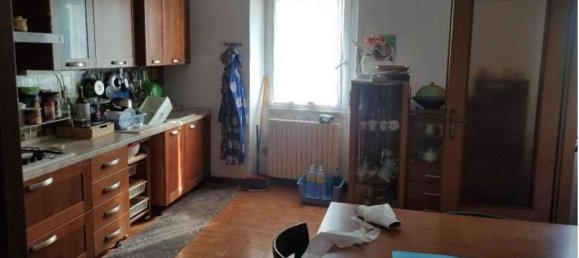 5 غرف نوم شقة في Lomazzo, Italy رقم 380598 4