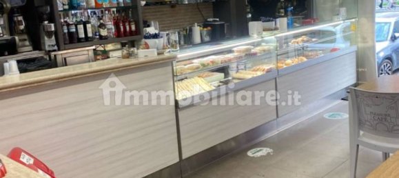 Коммерческая недвижимость с 1 комнатой в Рим, Италия № 198629 8