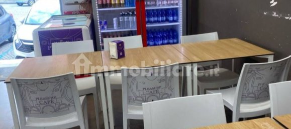 Коммерческая недвижимость с 1 комнатой в Рим, Италия № 198629 9