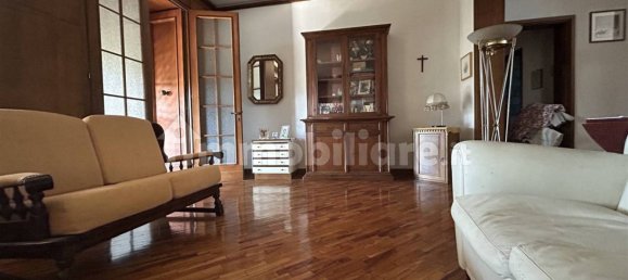 Villa de 5 dormitorios en San Giorgio Piacentino, Italy No. 219892 29