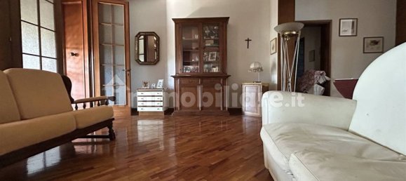 Villa de 5 dormitorios en San Giorgio Piacentino, Italy No. 219892 28