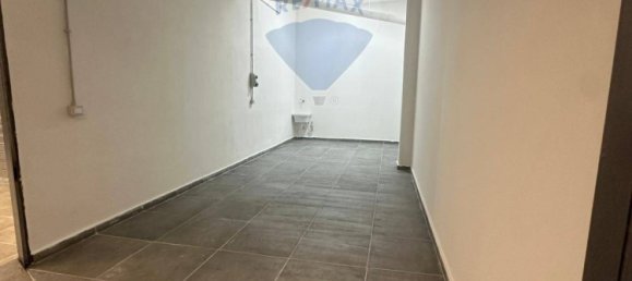 1-salle Garage à Palermo, Italy No. 167342 20