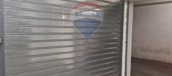 1-salle Garage à Palermo, Italy No. 167342 15