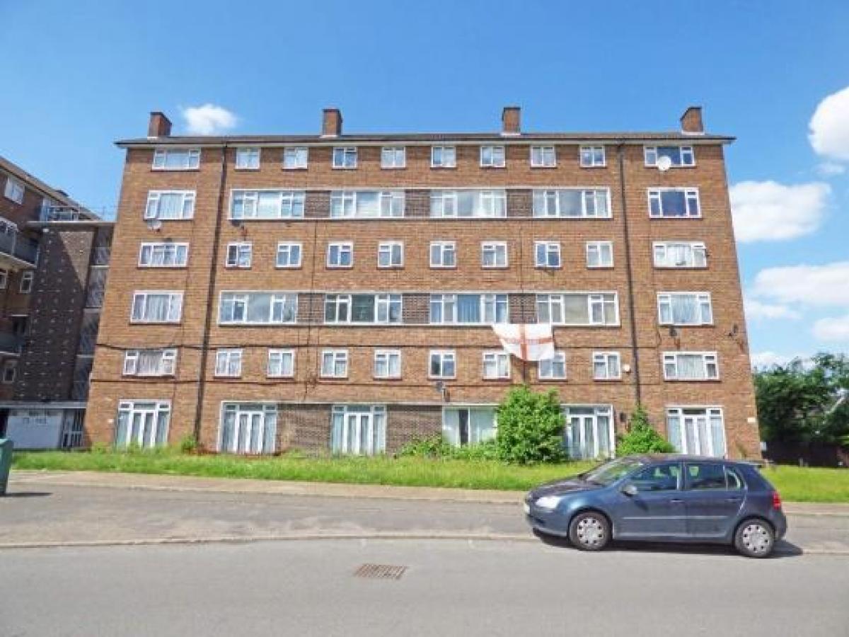 2 bedrooms House in London, United Kingdom No. 796