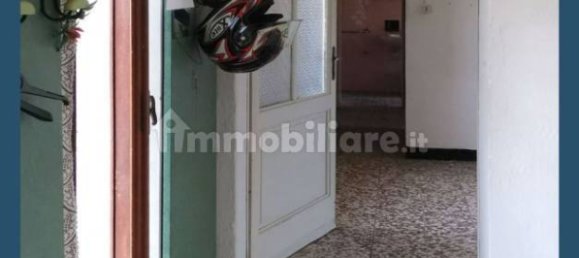 Apartamento de 2 dormitorios en Varzi, Italy No. 134804 12
