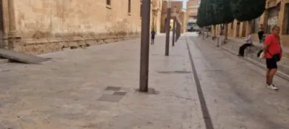 Imóvel comercial T3 em Alicante, Spain N.º 84083 8