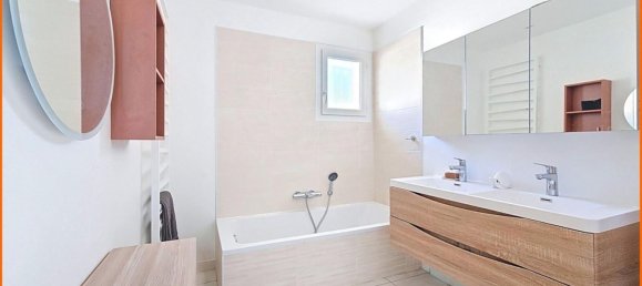 3 bedrooms House in Colombier-Saugnieu, France No. 302338 8