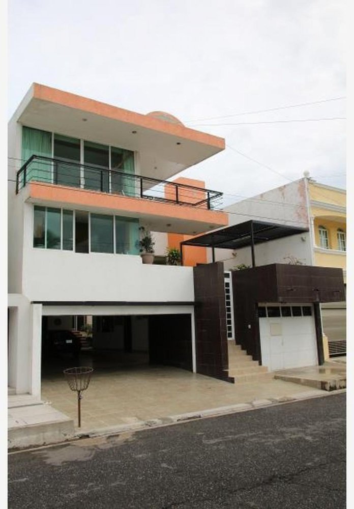5 bedrooms House in Veracruz, Mexico No. 226840
