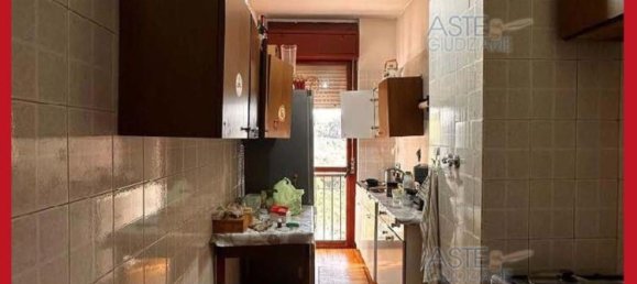 5 bedrooms Apartment in Rome, Italy No. 330847 18