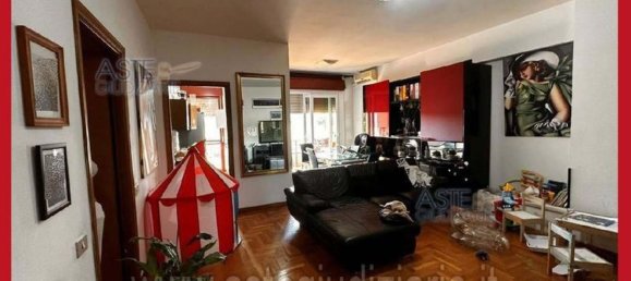 5 bedrooms Apartment in Rome, Italy No. 330847 22