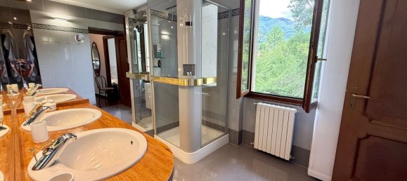 3 rooms Duplex in Menaggio, Italy No. 300079 40