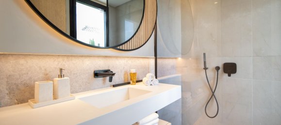 5 Schlafzimmer Villa in Marbella, Spain, Nr. 105368 33